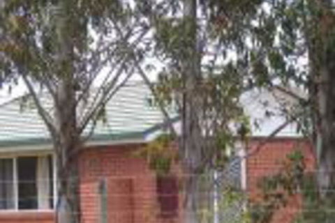 Quamby Pines Chalet - Maitland Accommodation 0