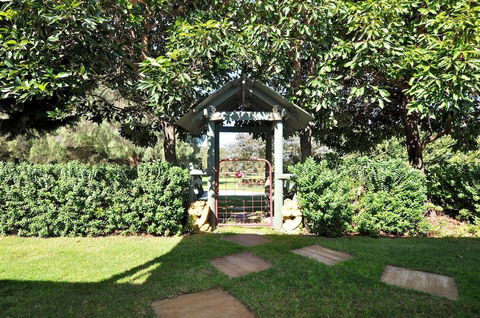 Tree Elle - Maitland Accommodation 2