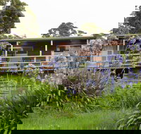 Bombina Cottages - Maitland Accommodation