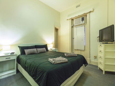 Grand Tasman Hotel - Maitland Accommodation 6