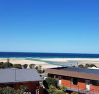Blue Seas Holiday Villas - Maitland Accommodation