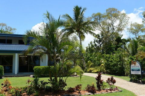 Apollo Jewel Beachfront Apartments - Maitland Accommodation 4