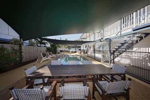 Apollo Jewel Beachfront Apartments - Maitland Accommodation 7