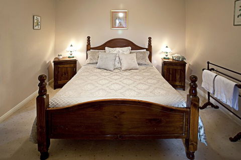 Trinity Cottage - Maitland Accommodation 4