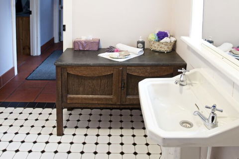 Trinity Cottage - Maitland Accommodation 5