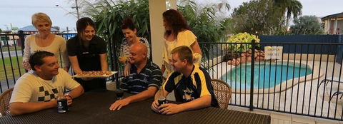 Tropixx Motel & Restaurant - Maitland Accommodation 4