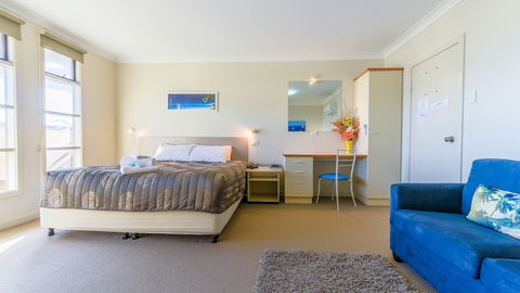 The Bluff Resort Apartments - Maitland Accommodation 5