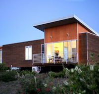 Eco-luxe at Mount Avoca - Maitland Accommodation