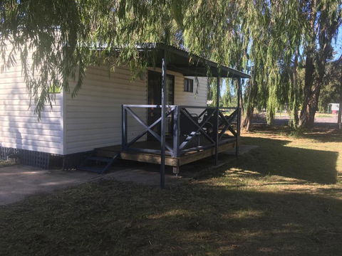 Pinjarra Caravan Park & Cabins - Maitland Accommodation 5