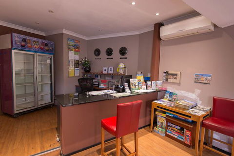 3 Sisters Motel - Maitland Accommodation 1