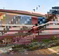 Yarra Glen Racecourse Apartments - Maitland Accommodation