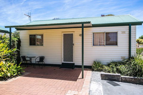 Albany Gardens Tourist Park - Maitland Accommodation 4