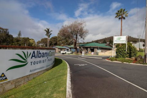 Albany Gardens Tourist Park - Maitland Accommodation 0