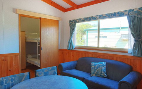 Discovery Parks â€“ Adelaide Beachfront - Maitland Accommodation 1