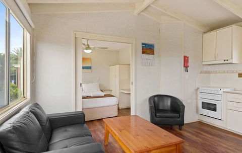 Discovery Parks â€“ Adelaide Beachfront - Maitland Accommodation 5