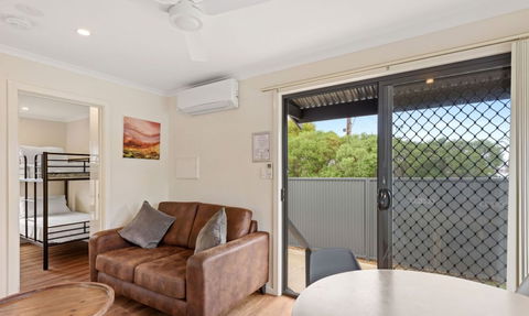 Discovery Parks â€“ Adelaide Beachfront - Maitland Accommodation 3