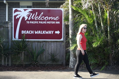 Pacific Palms Motor Inn - Maitland Accommodation 1