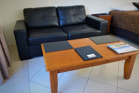 Pacific Palms Motor Inn - Maitland Accommodation 6