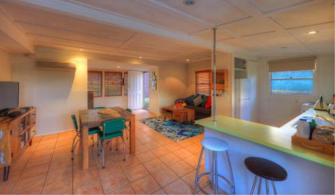 At Remingtons Private Cottages & Lodge - Maitland Accommodation 4