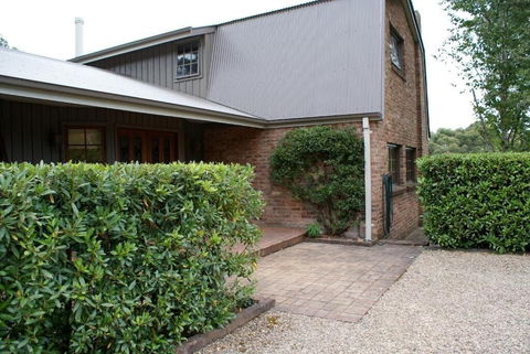 Yallambee - Maitland Accommodation 3
