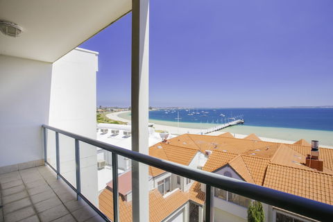 Boardwalk By Rockingham Apartments - Maitland Accommodation 1