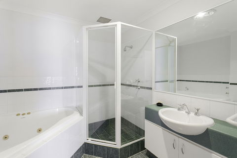 Boardwalk By Rockingham Apartments - Maitland Accommodation 4