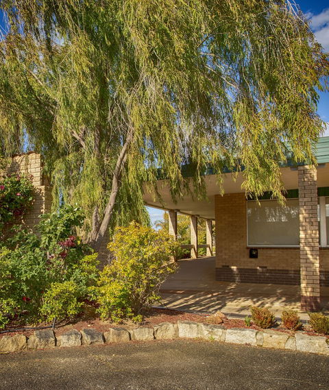 Hi Way Eight Motor Inn - Maitland Accommodation 1