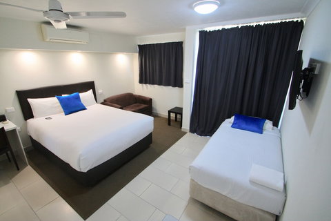 Endeavour Inn - Emu Park - Maitland Accommodation 5