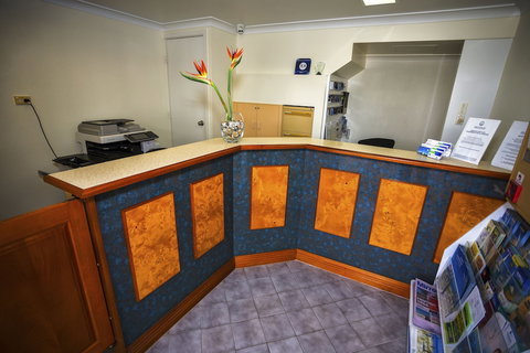 Endeavour Inn - Emu Park - Maitland Accommodation 2