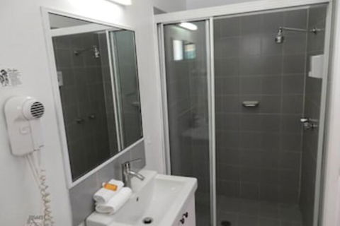 Ocean Shores Motel - Maitland Accommodation 4