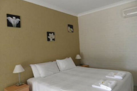 Ocean Shores Motel - Maitland Accommodation 7