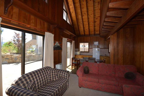 Cedar Haven - Maitland Accommodation 2