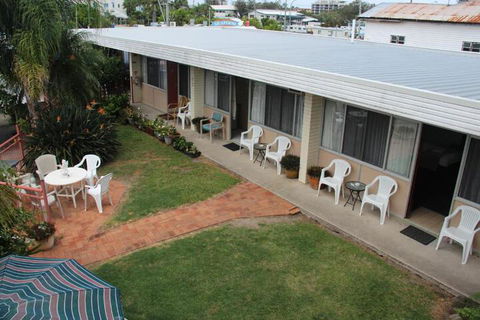 Caloundra Suncourt Motel - Maitland Accommodation 4