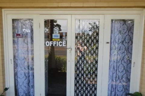 Flying Spur Motel - Maitland Accommodation 4