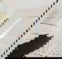 Wine and Roses BB - Maitland Accommodation