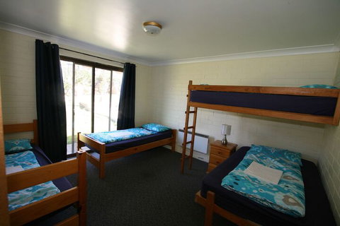 Alpha Centauri Townhouses - Maitland Accommodation 4