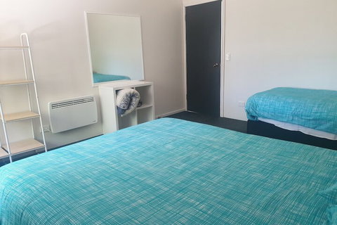 Alpha Centauri Townhouses - Maitland Accommodation 7