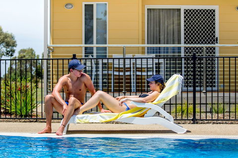 BIG4 Deniliquin Holiday Park - Maitland Accommodation 3