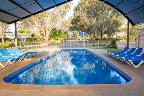 BIG4 Deniliquin Holiday Park - Maitland Accommodation 2