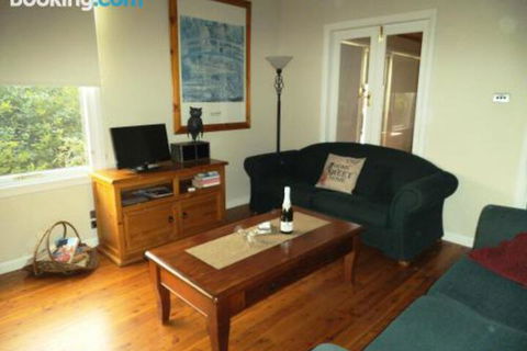 3 Sisters Blue Mountains Cottage - Maitland Accommodation 5