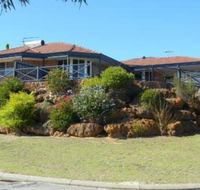 Albany Holiday House - Maitland Accommodation