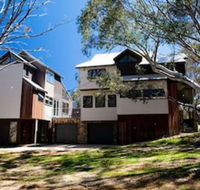 Blue Ice - Maitland Accommodation