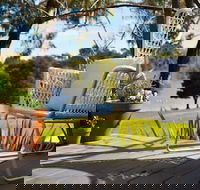 Lake Como Villa - Maitland Accommodation