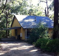 Idyllic Retreat For 4 People in Beautiful Otway Ranges Recharge  Refresh in Hot Tub - Maitland Accommodation