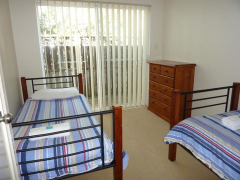 Seaside Villas - Maitland Accommodation 1