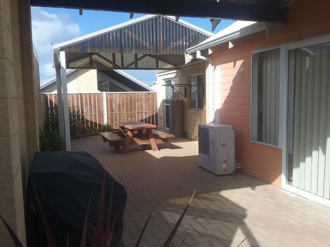 Seaside Villas - Maitland Accommodation 5