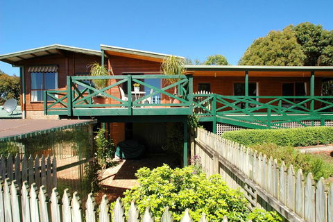 Johanna Green - Maitland Accommodation 6