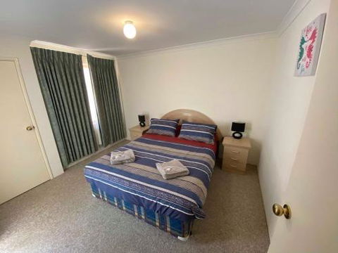 Port Bouvard Beach Holiday Home Mandurah - Maitland Accommodation 3