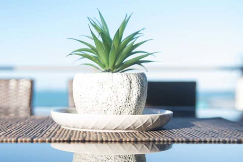 Hydeaway Bay Beach House - Maitland Accommodation 3