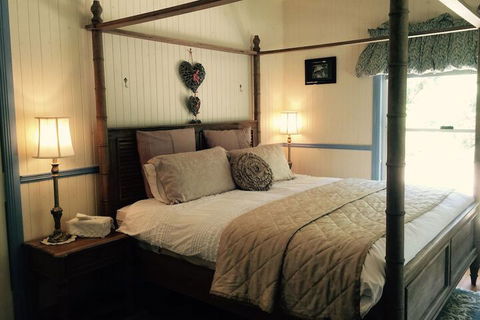 Telegraph Retreat Cottages - Maitland Accommodation 4